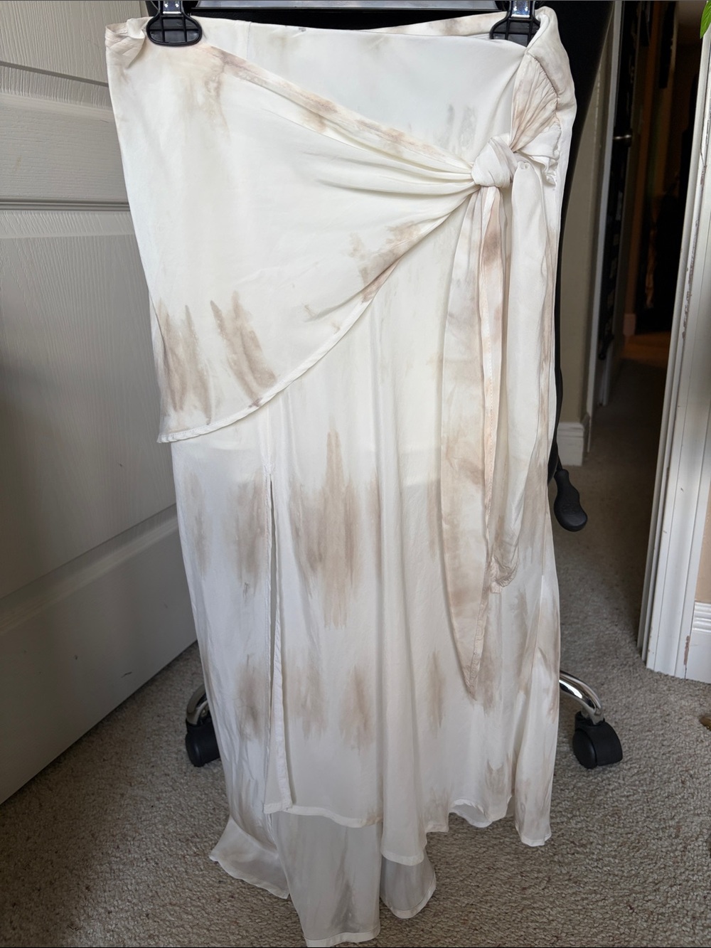 R.G. Kane NWOT Ivory Brown Tie Dye Wrap Sarong Midi Skirt 100% Rayon